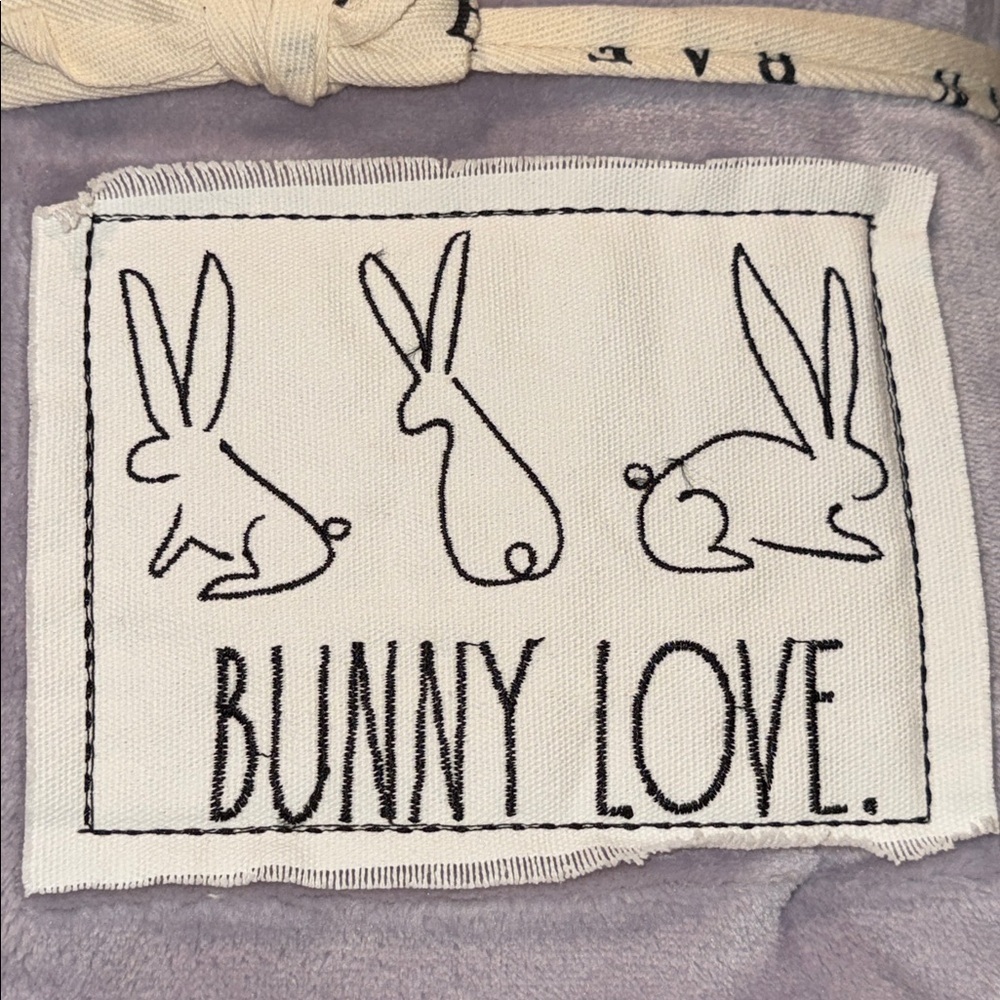 NWT Rae Dunn Gray Bunny Love Patch Throw/Blanket Spring/Easter/Rabbits/Bunnies - Picture 7 of 9
